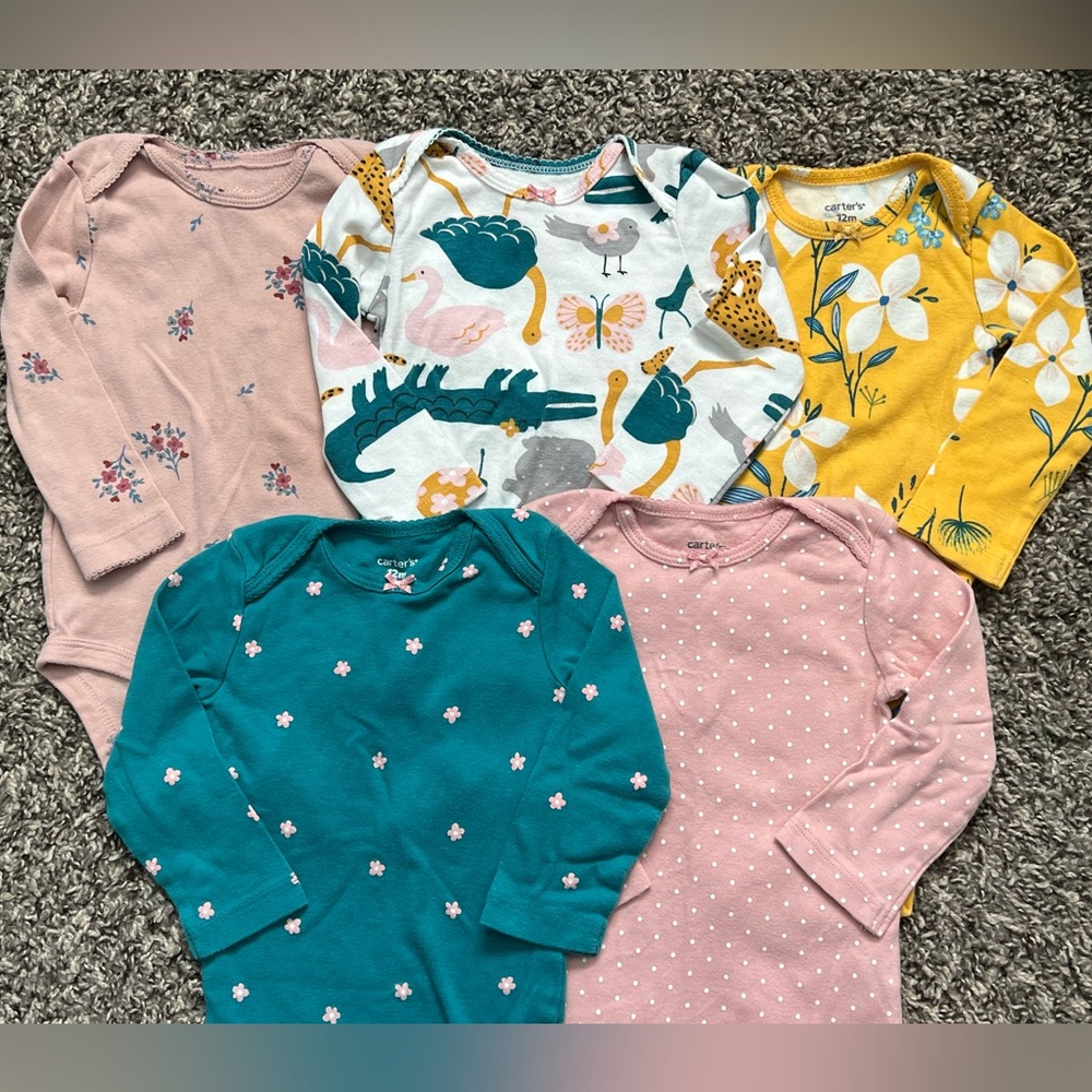 💕Carter’s long sleeve onesies